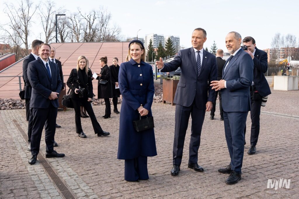 Szwedzka para królewska odwiedziła Muzeum II Wojny Światowej w Gdańsku, fot. Andrzej Sipajło/MIIWŚ.