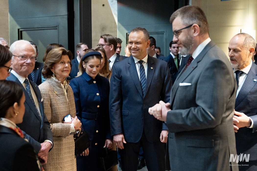 Szwedzka para królewska odwiedziła Muzeum II Wojny Światowej w Gdańsku, fot. Andrzej Sipajło/MIIWŚ.